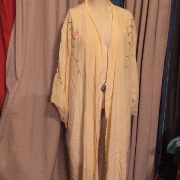 Kimono - Picture 6 of 6